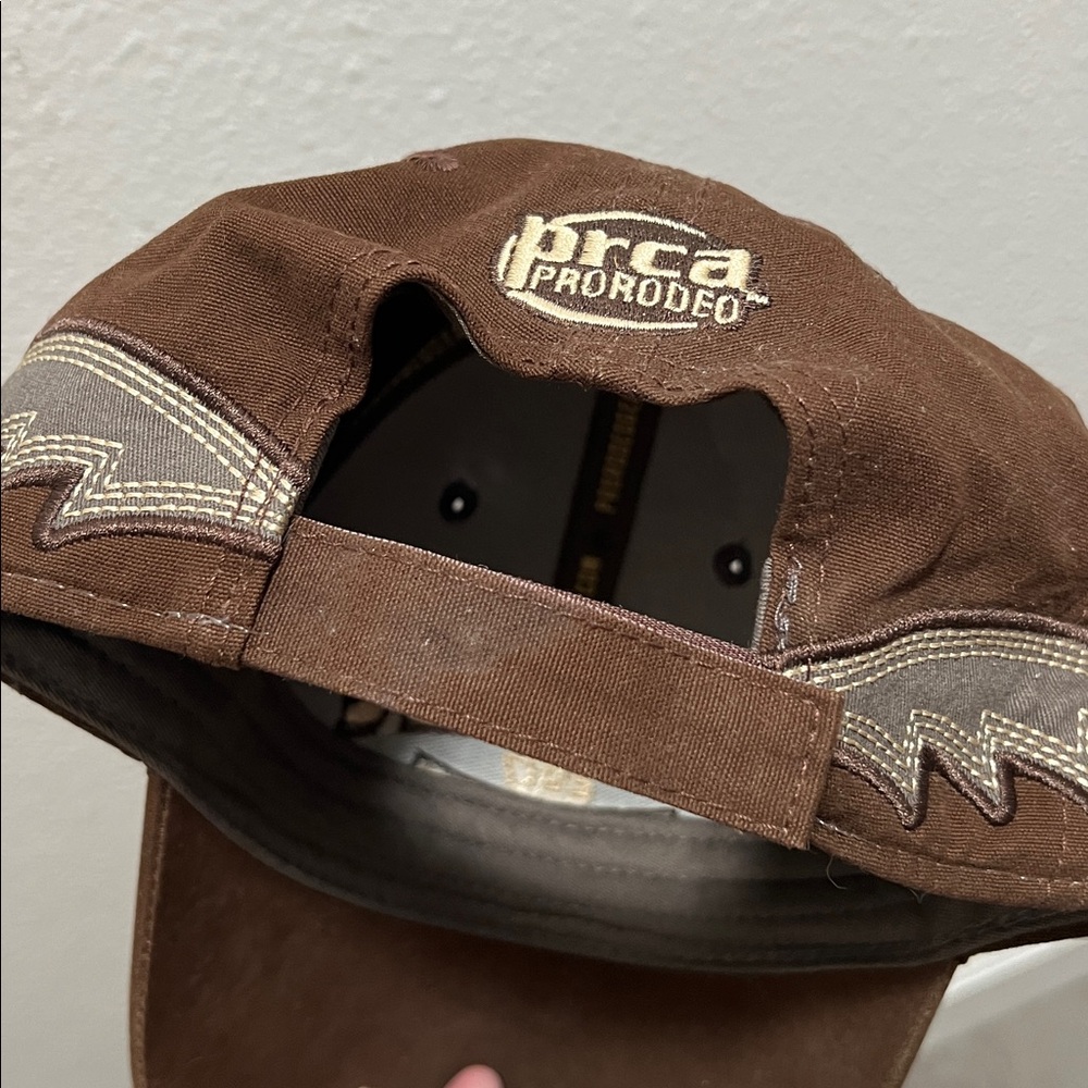 2017 NFR (National Finals Rodeo) ball cap. Never been worn. - Picture 4 of 7